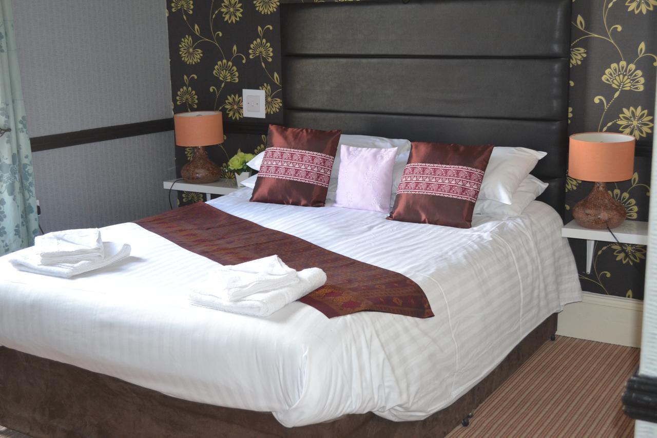 The Holmlea 3* Блэкпул